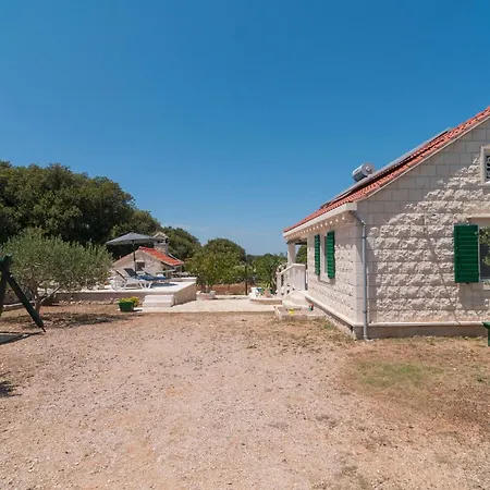 Cde118 Holiday home *