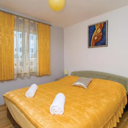 Holiday home Cde118 *